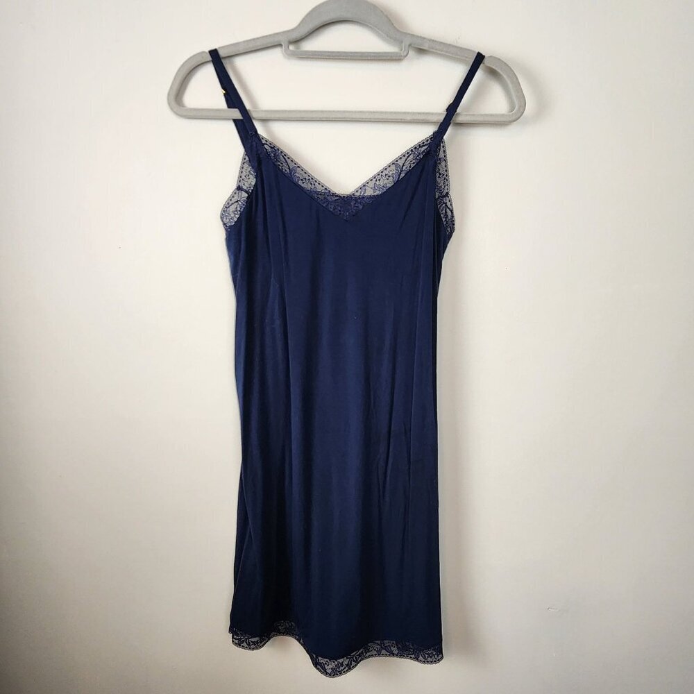 SOMA  cool nights blue cami chemise sz XS women lace trim bra